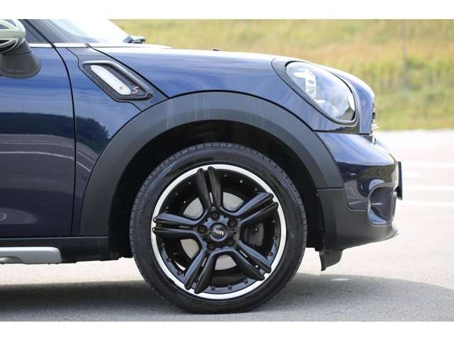 ミニ　クロスオーバーＳＤ　入庫しました！　ディーゼル　ＥＴＣ　シートカバー　アルミホイール　コンパクトで運転しやすい１台です！お気軽にお問い合わせください！