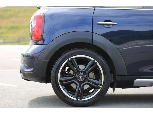 ミニ　クロスオーバーＳＤ　入庫しました！　ディーゼル　ＥＴＣ　シートカバー　アルミホイール　コンパクトで運転しやすい１台です！お気軽にお問い合わせください！