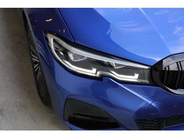 ＢＭＷ　３２０ｄ　ｘＤｒｉｖｅ　Ｍスポーツ　入庫しました！ハイラインＰＫＧ　コンフォートＰＫＧ　ドライビングアシストプロ　ナビ　ＴＶ　バックカメラ　装備充実です！お気軽にお問い合わせください！