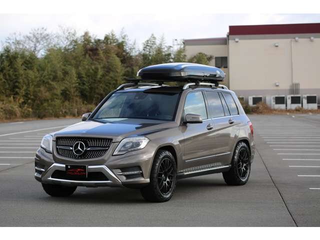 ＧＬＫ３５０　入庫しました！お洒落なブラウンカラーです！社外ＡＷとオールテレーンタイヤでアウトドアな雰囲気に仕上がってます！お気軽にお問い合わせください！