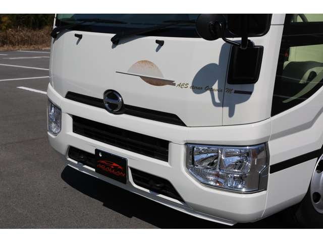 リエッセＩＩベースのＲＶビックフット　ＡＣＳ　エテルノオクタービアＭ　入庫です。サブバッテリーはＡＧＭからリチウムイオンに換装してます。低走行で使用感の少ない車両です！お気軽にお問い合わせください！