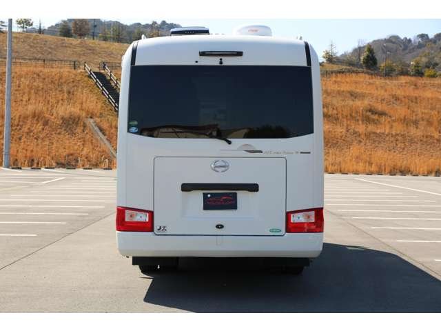 リエッセＩＩベースのＲＶビックフット　ＡＣＳ　エテルノオクタービアＭ　入庫です。サブバッテリーはＡＧＭからリチウムイオンに換装してます。低走行で使用感の少ない車両です！お気軽にお問い合わせください！