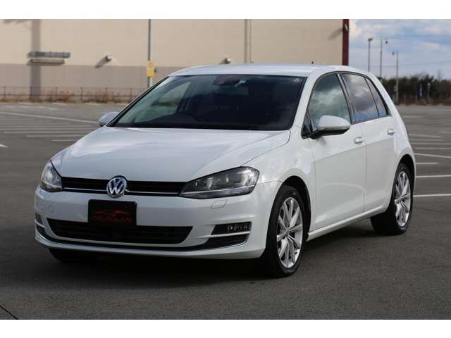ゴルフＴＳＩハイラインブルーモーションテクノロジー入庫しました！低走行の１台です！ナビ・バックカメラ・Ｂｌｕｅｔｏｏｔｈ接続・スマートキー　コンパクトで運転しやすいお車です！