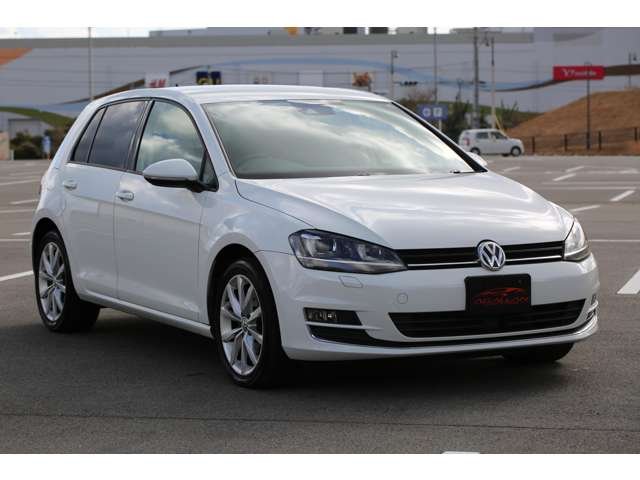 ゴルフＴＳＩハイラインブルーモーションテクノロジー入庫しました！低走行の１台です！ナビ・バックカメラ・Ｂｌｕｅｔｏｏｔｈ接続・スマートキー　コンパクトで運転しやすいお車です！