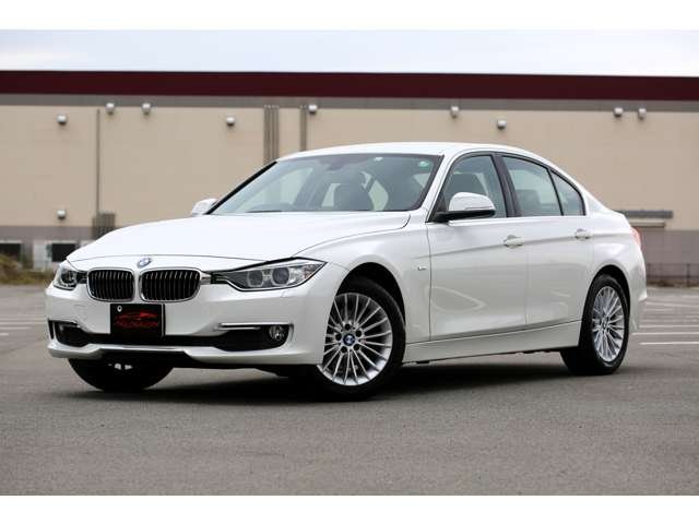 ＢＭＷ　３２０ｄブルーパフォーマンス　ラグジュアリー入庫しました！ディーゼルエンジン　ナビ　バックカメラ　ＥＴＣ　レザーシート　Ｂｌｕｅｔｏｏｔｈ接続　装備充実の１台です！お気軽にお問い合わせください