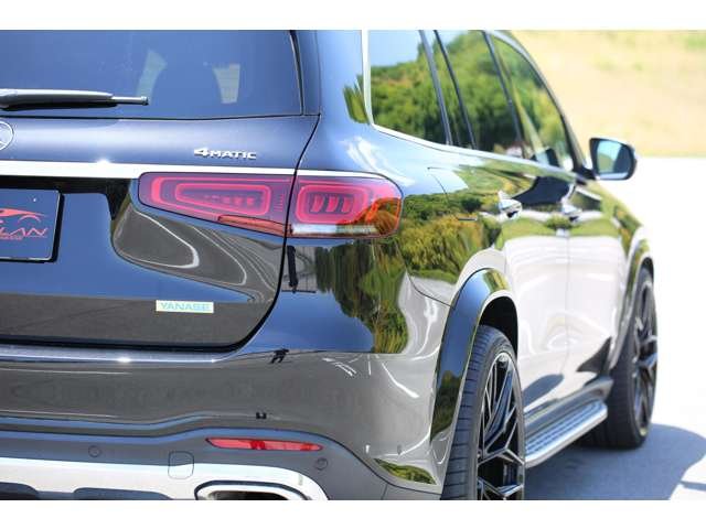 ＧＬＳ５８０　４マチックスポーツ　ショーファーパッケージ　エアバランスパッケージ　ロワリングｋｉｔ　２４インチアルミホイール　社外グリル　かっこよくカスタムされた１台です！お気軽にお問い合わせください