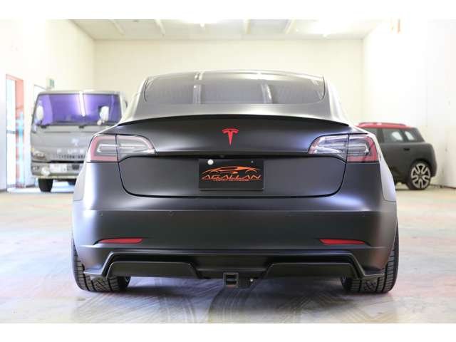 テスラモデル３　パフォーマンス　入庫しました。ＷＯＲＫ２０ＡＷ　ダウンサス　アーティシャンスピリッツエアロ　ＥＴＣ　３６０度カメラ　オートパイロット