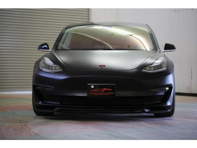 テスラモデル３　パフォーマンス　入庫しました。ＷＯＲＫ２０ＡＷ　ダウンサス　アーティシャンスピリッツエアロ　ＥＴＣ　３６０度カメラ　オートパイロット