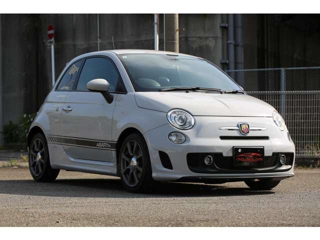 アバルト５００　５ＭＴ　入庫しました！マニュアルで走りの楽しいお車です！純正アルミホイール　ＥＴＣ　ＨＩＤ　ソリッドグレーがおしゃれです！お気軽にお問い合わせください！