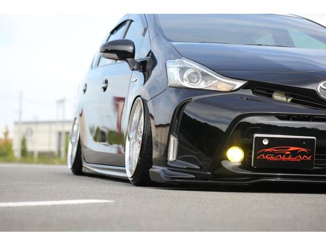 プリウスα　Ｓツーリングセレクション入庫しました！カスタム車両です！エアサス　ＷＯＲＫ　社外マフラー　社外ナビ　リアモニター　シートカバー　カスタム多数の１台です！お気軽にお問い合わせください！