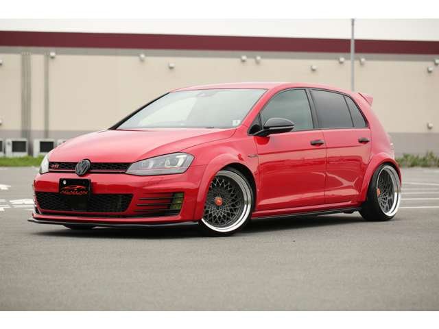 ゴルフＧＴＩ入庫しました！オーバーフェンダー　ＷＯＲＫ１８ＡＷ　社外マフラー　車高調　リアスポイラー　フロントスポイラー　カスタム多数の１台です！お気軽にお問い合わせください！