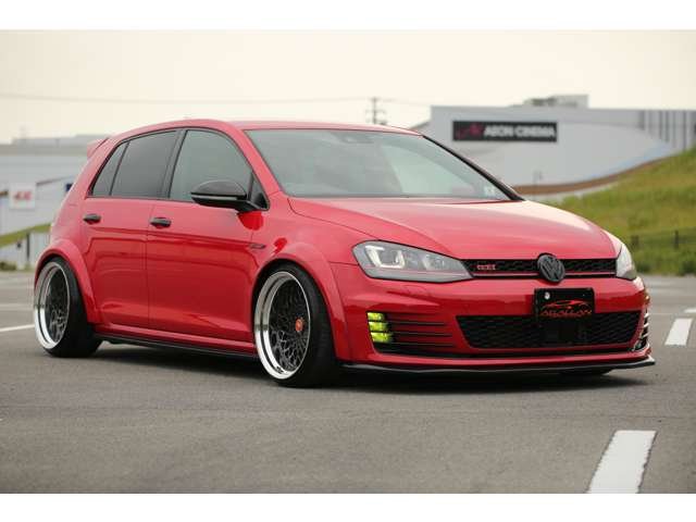 ゴルフＧＴＩ入庫しました！オーバーフェンダー　ＷＯＲＫ１８ＡＷ　社外マフラー　車高調　リアスポイラー　フロントスポイラー　カスタム多数の１台です！お気軽にお問い合わせください！