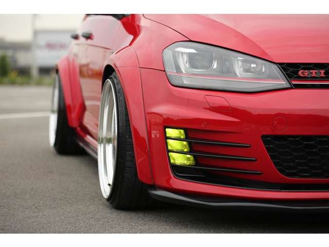 ゴルフＧＴＩ入庫しました！オーバーフェンダー　ＷＯＲＫ１８ＡＷ　社外マフラー　車高調　リアスポイラー　フロントスポイラー　カスタム多数の１台です！お気軽にお問い合わせください！